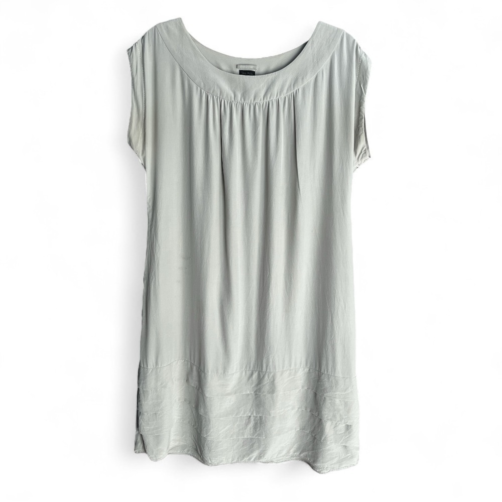 Talula Babaton Sleeveless Pleated 100% Silk Shift Dress Womens Size 2 Light Gray
